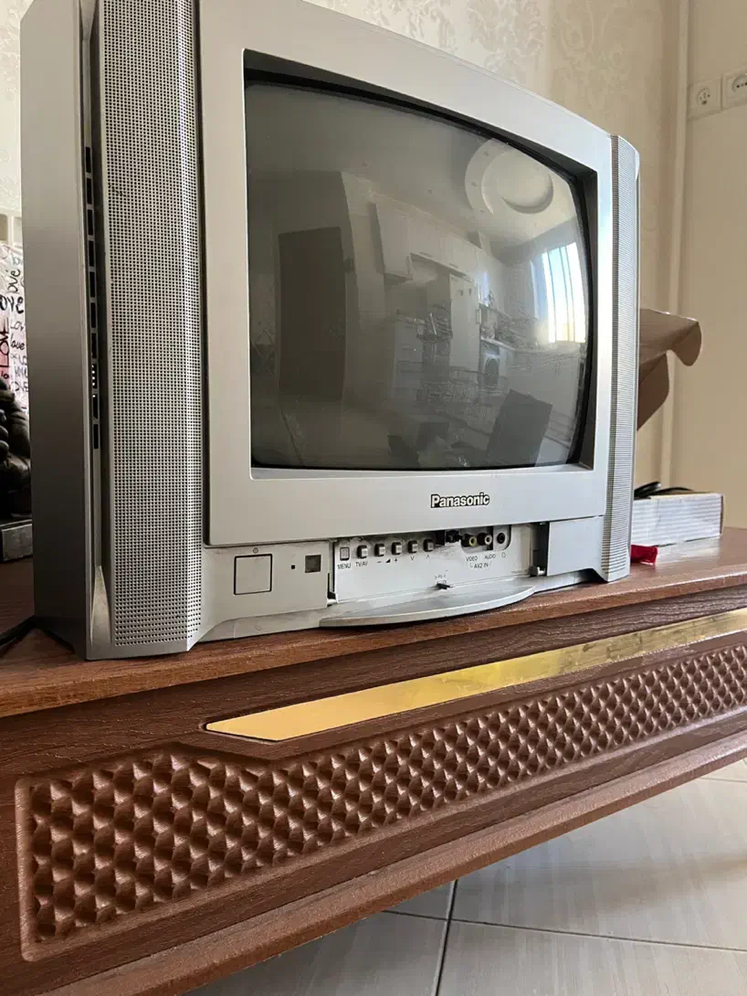 تلویزیون پانا سونیک و دستگاه دیجیتال|تلویزیون و پروژکتور|سمنان, |دیوار