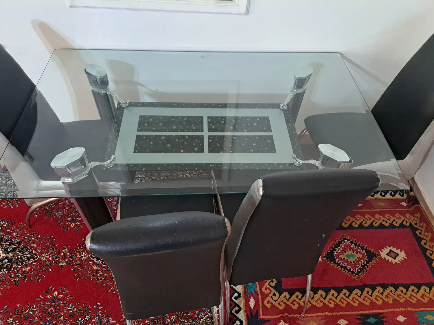 میز ناهارخوری|میز و صندلی غذاخوری|مشهد, مصلی (کارمندان اول)|دیوار