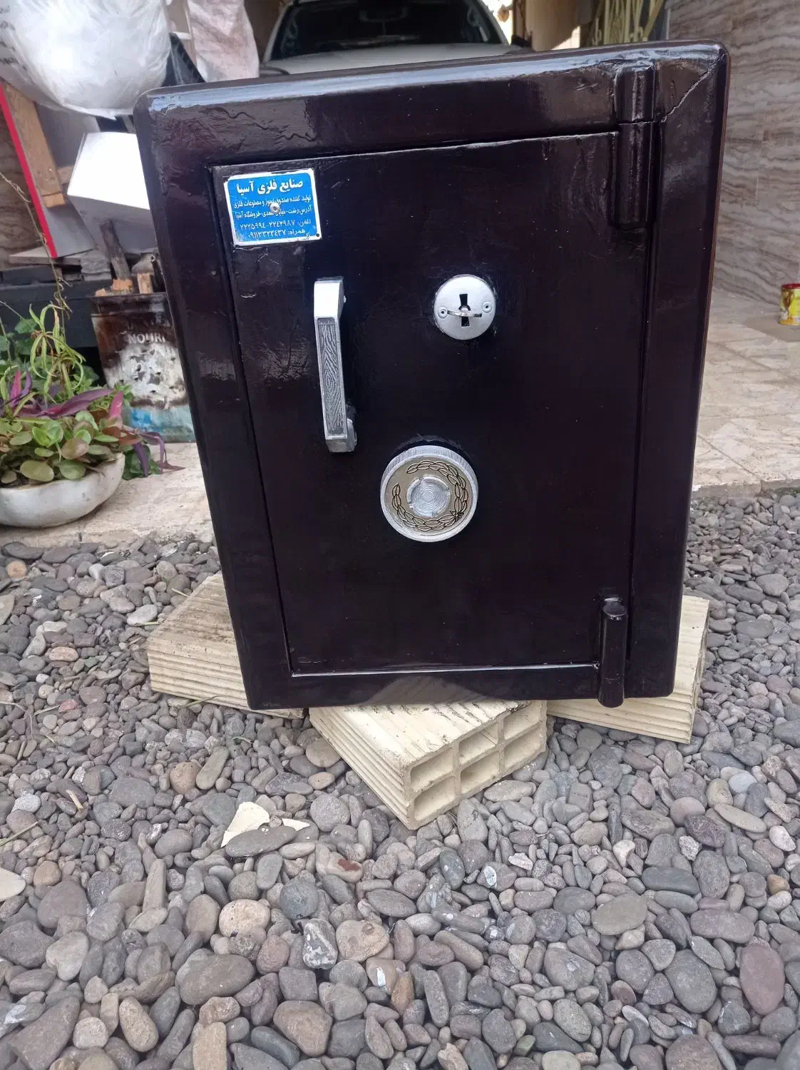 گاوصندوق تک طبقه بزرگ .بنفش|ابزارآلات|رشت, فرزانه|دیوار