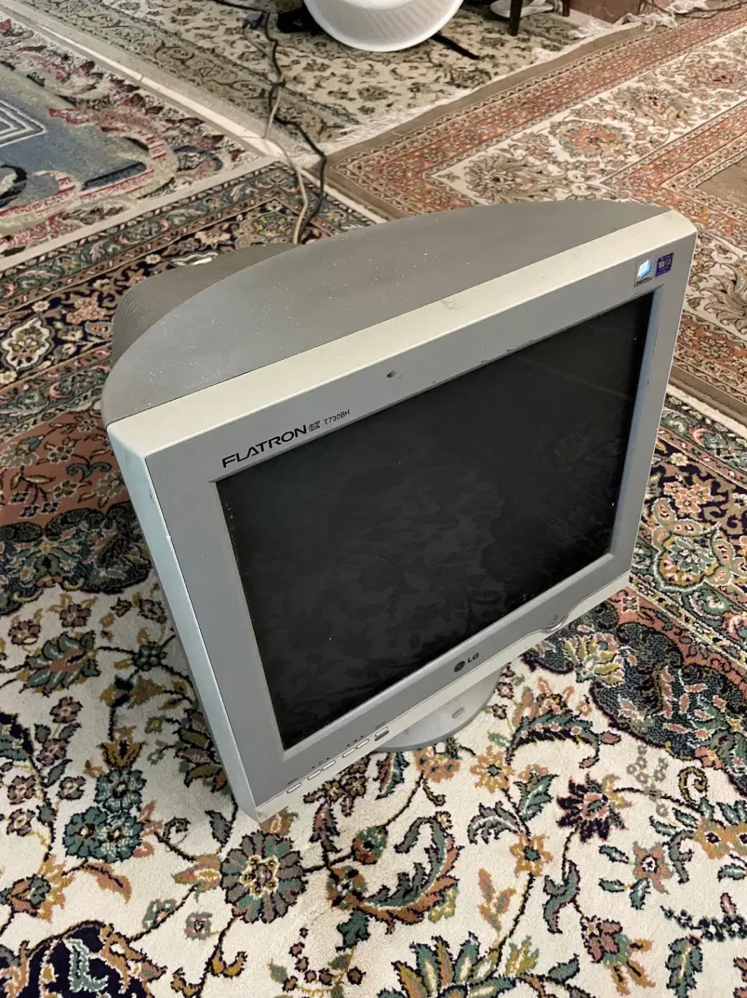 مانیتور فلت رونlG|قطعات و لوازم جانبی رایانه|تهران, فلسطین (میدان انقلاب)|دیوار