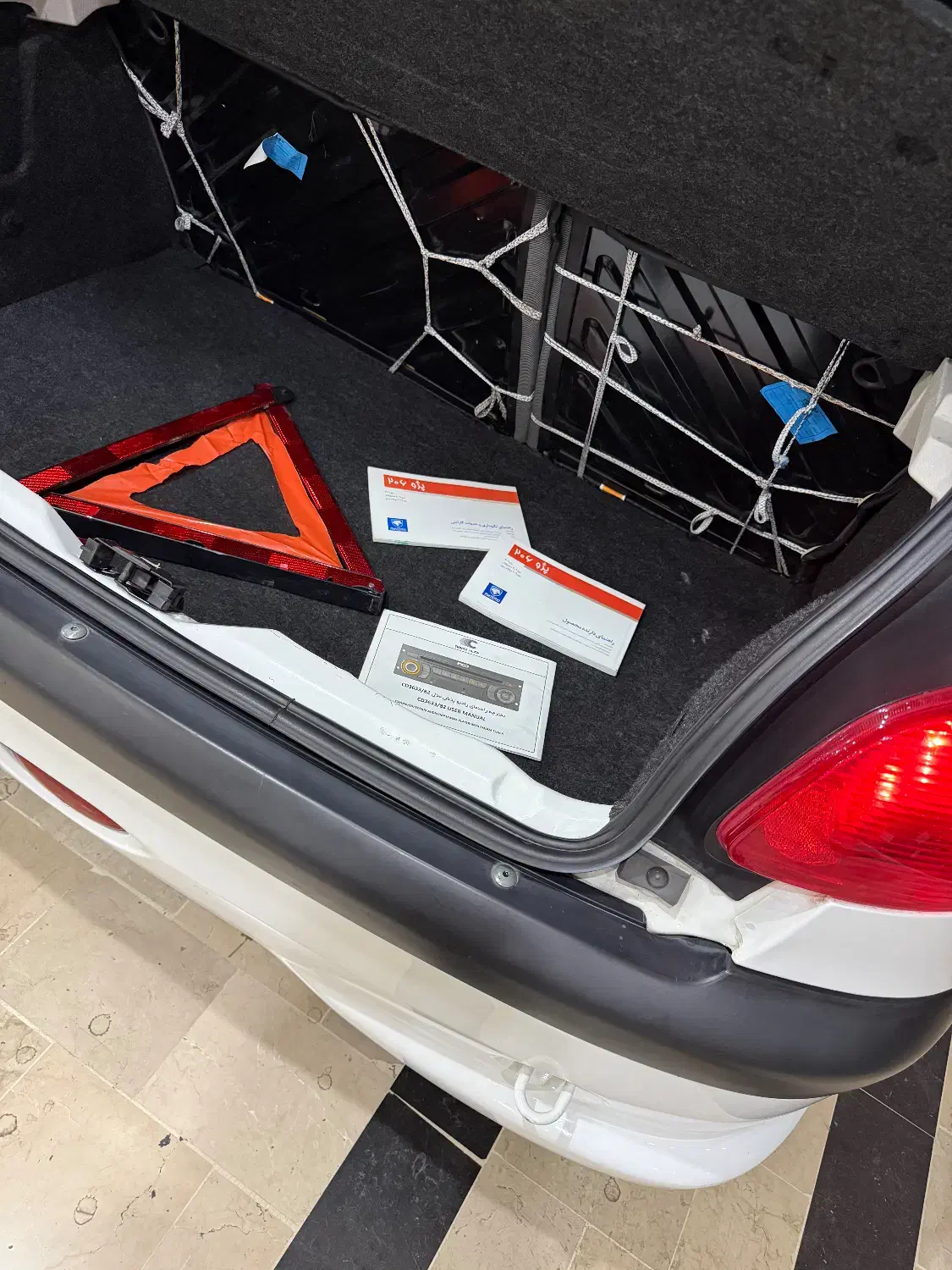 206تیپ۲مدل۱۴۰۱ در حد خشک کارخانه|خودرو سواری و وانت|فردیس, منظریه|دیوار