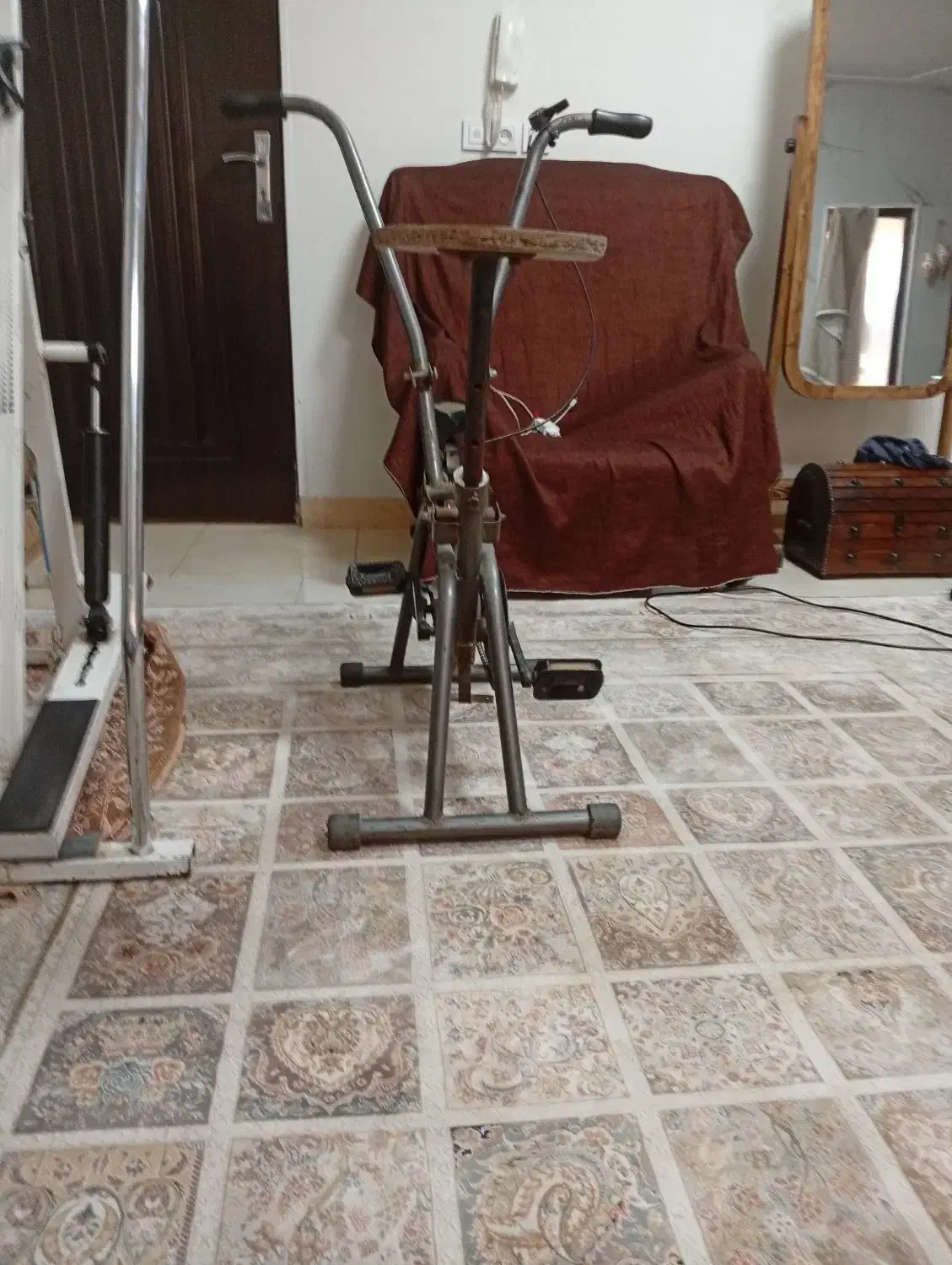 وسایل ورزشی دوچرخه ثابت ویک وسیله ی دیگه|تجهیزات ورزشی|کرمانشاه, |دیوار