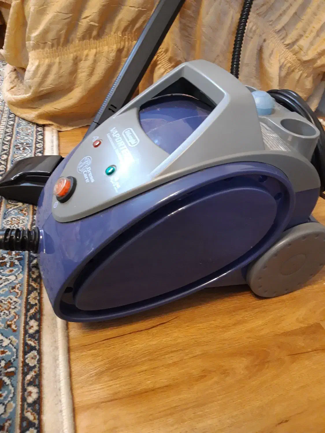 بخارشور دلونگی با اتصالات کاملو سریها|جاروبرقی، جارو شارژی، بخارشو|تهران, شکوفه|دیوار