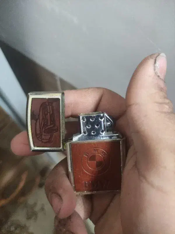 فندک|کلکسیون اشیاء عتیقه|یزد, |دیوار