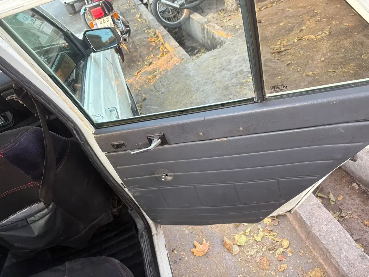 پیکان مدل ۸۳|خودرو سواری و وانت|شهرکرد, |دیوار