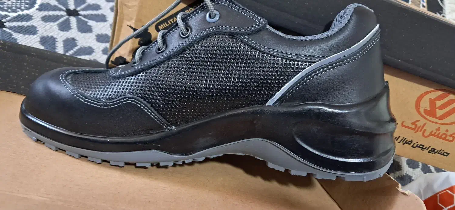 کفش ایمنی وکار|کیف، کفش، کمربند|دره شهر, |دیوار