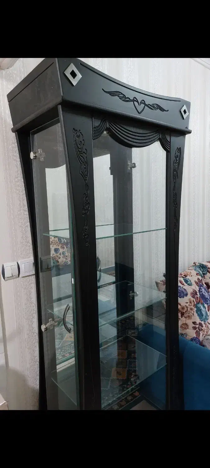 بوفه|بوفه، ویترین، کنسول|رشت, حمیدیان|دیوار