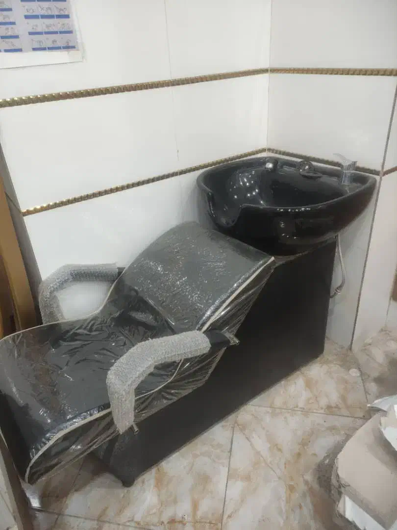 سرشور و صندلی آرایشگاه|آرایشگاه و سالن‌های زیبایی|قرچک, مهدیه|دیوار