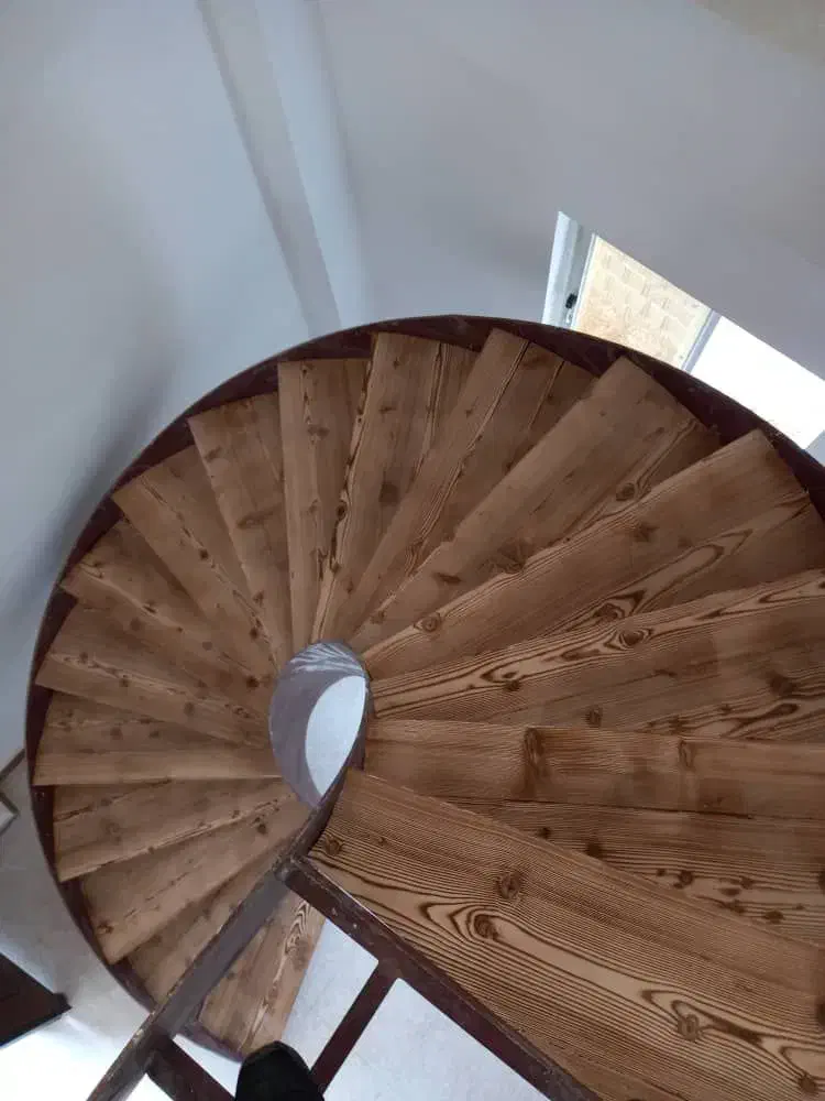 پله چوبی و کابینت کمد دیواری لاهیجان|مصالح و تجهیزات ساختمان|لاهیجان, خمیر کلایه|دیوار