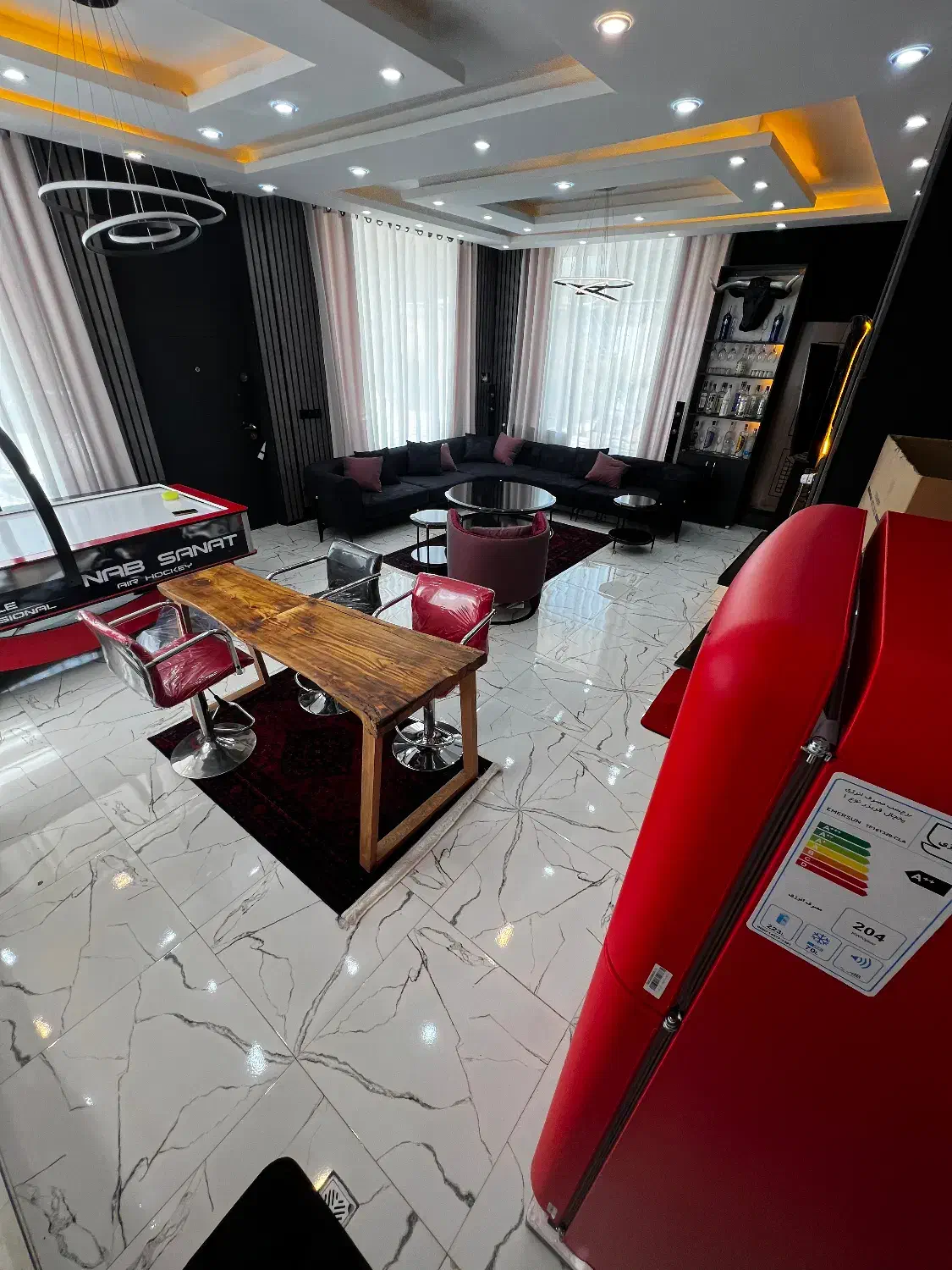 اجاره باغ استخر دار ساعتی و روزانه|اجارهٔ کوتاه‌مدت ویلا و باغ|شاهدشهر, |دیوار