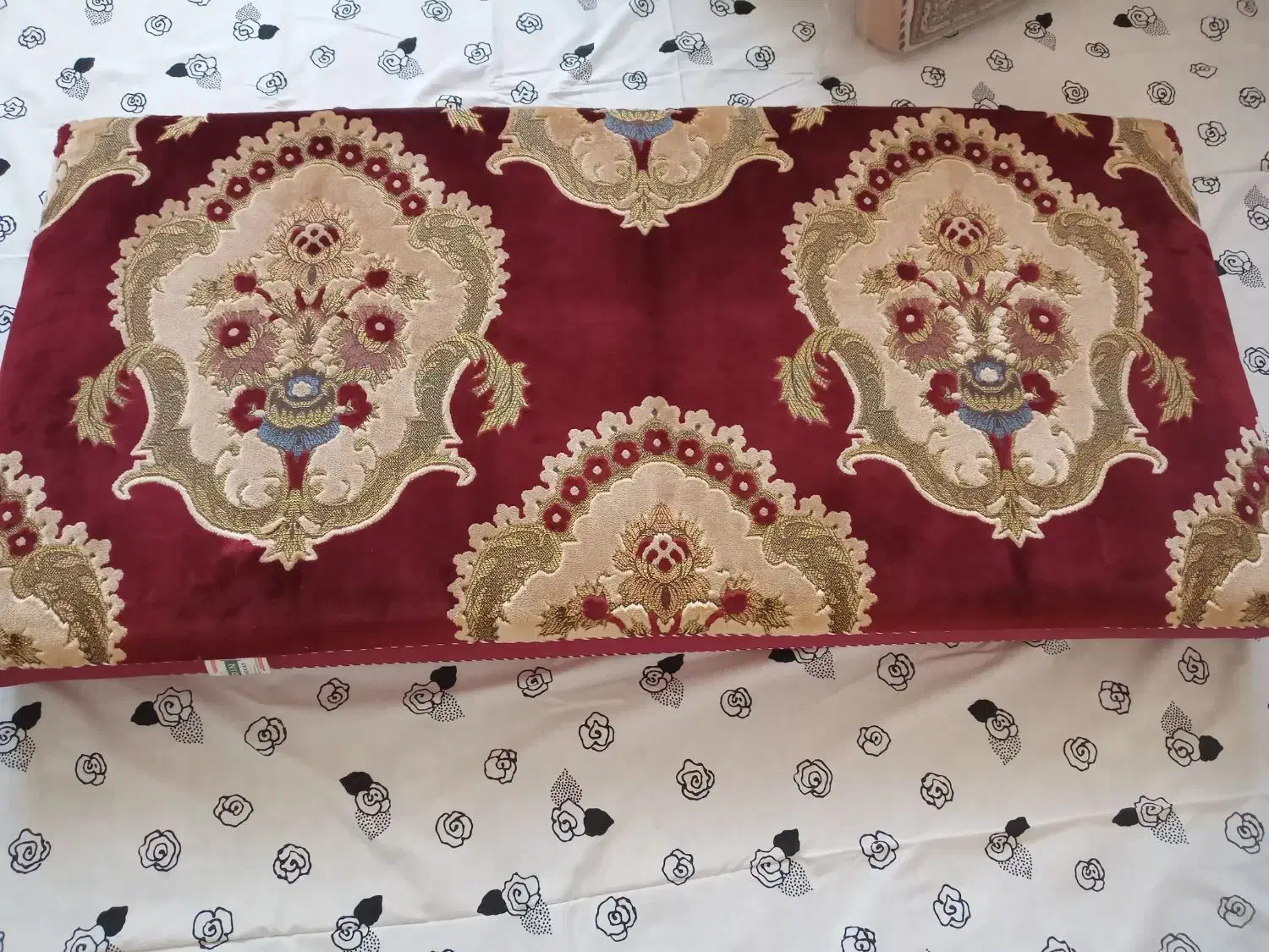 متکا و پشتی نو|پشتی|تبریز, |دیوار