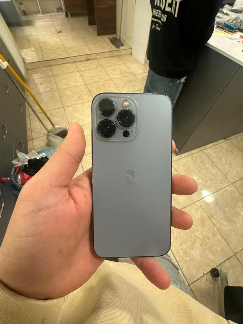 13پرو تک سیم 128|موبایل|صفادشت, |دیوار