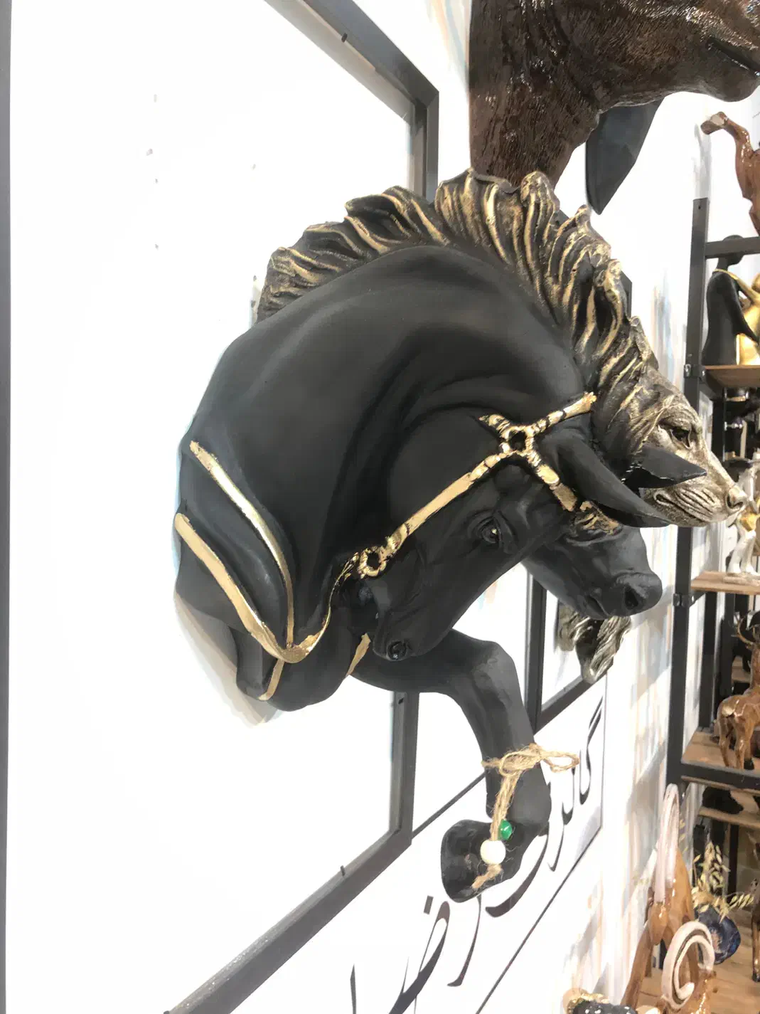 دیوارکوب اسب و گوزن رضا مرشد|مجسمه، تندیس، ماکت|گلبهار, شهر جدید گلبهار|دیوار