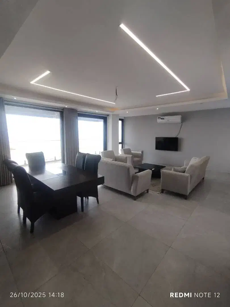 واحد ۳خواب لوکس خط یک ساحل با استخر|اجارهٔ کوتاه‌مدت آپارتمان و سوئیت|بندر انزلی, دهکده ساحلی|دیوار