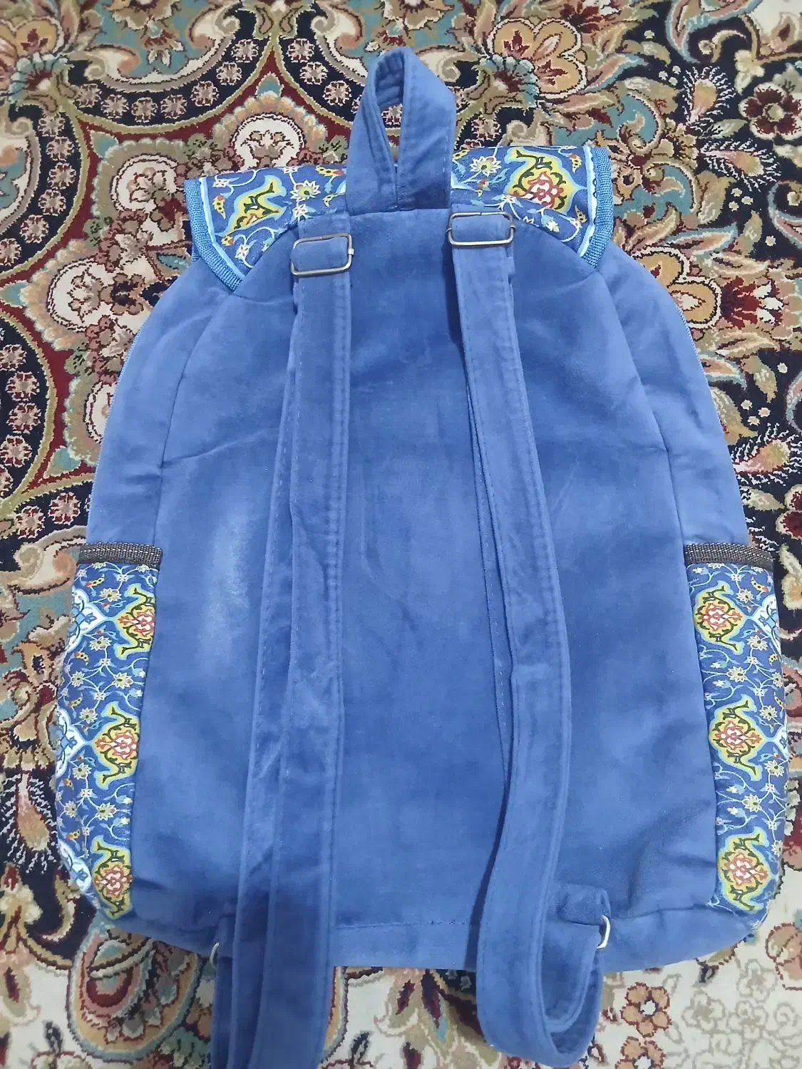 کوله مدرسه|کیف، کفش، کمربند|گلبهار, شهر جدید گلبهار|دیوار