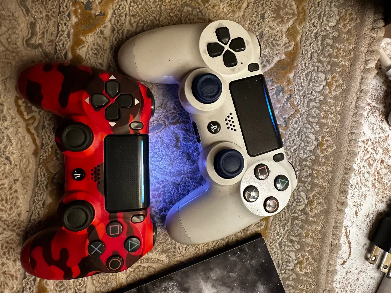 سفید دو دسته ps4|کنسول، بازی ویدئویی و آنلاین|تهران, کرمان|دیوار