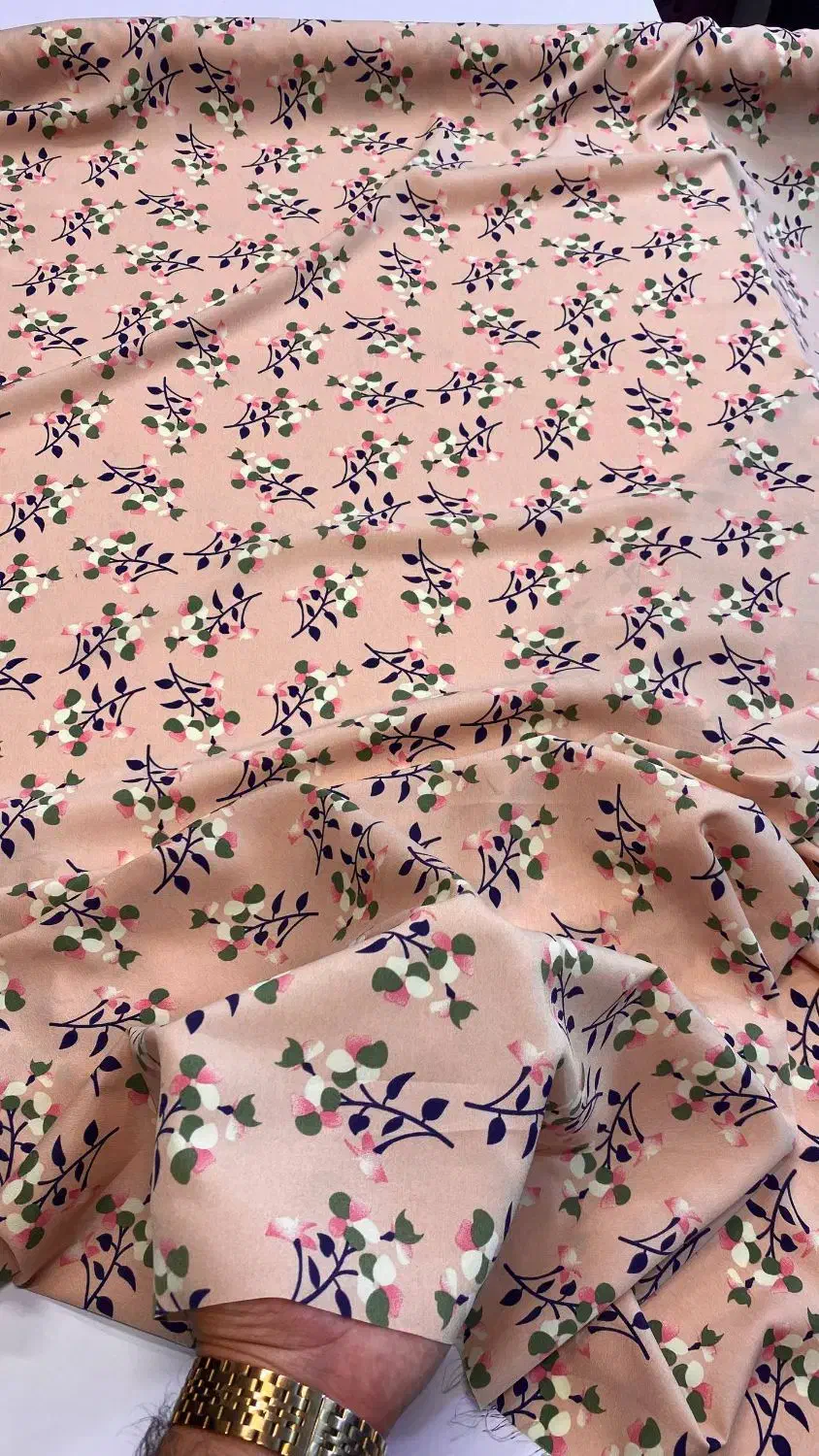 کرپ حریر گرم بالا|لوازم خیاطی و بافتنی|سقز, |دیوار