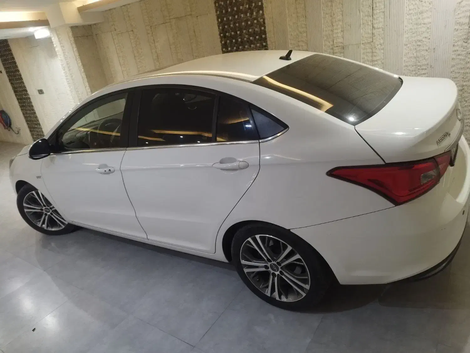 آریزو 5 مدل 96|خودرو سواری و وانت|اصفهان, سپاهانشهر|دیوار