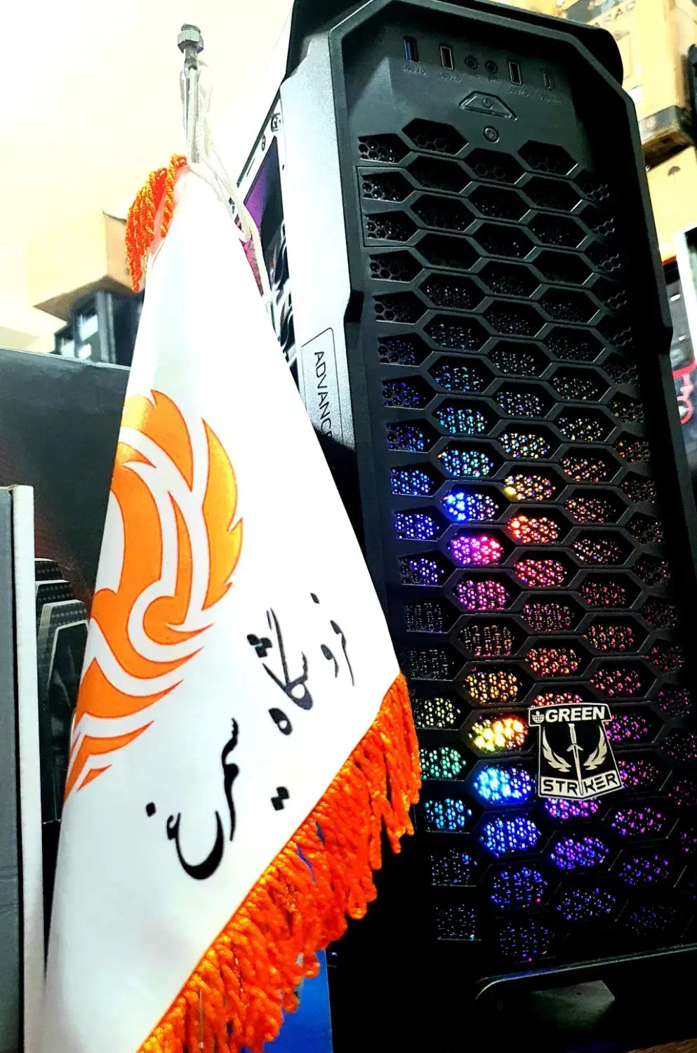 کامپیوتر کامل گرافیک RX580 با مانیتور ۲۷ گیمینگ|رایانه رومیزی|زنجان, |دیوار
