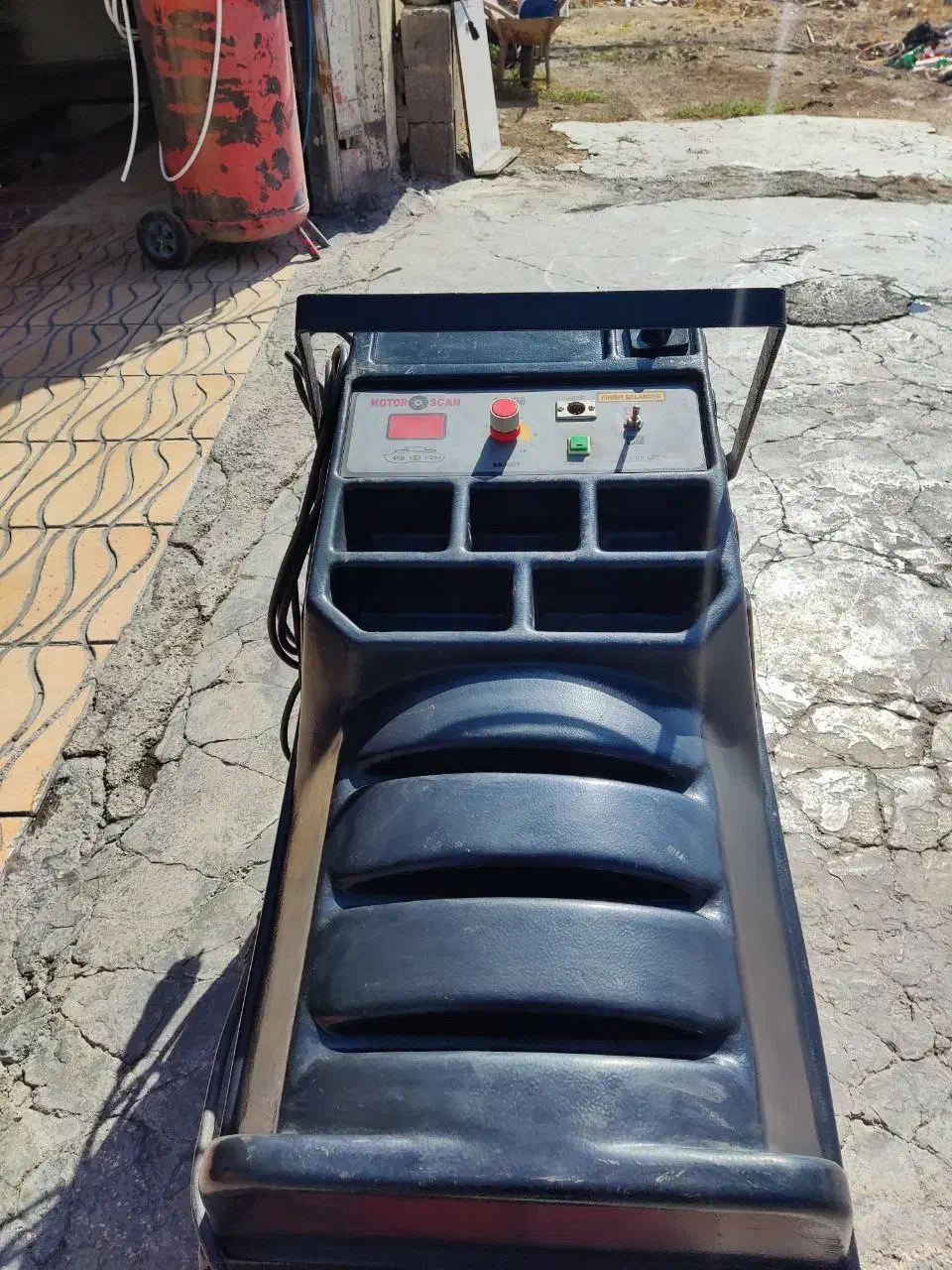 ساکشن روغن و بالانس درجا|ماشینآلات صنعتی|چرداول, |دیوار