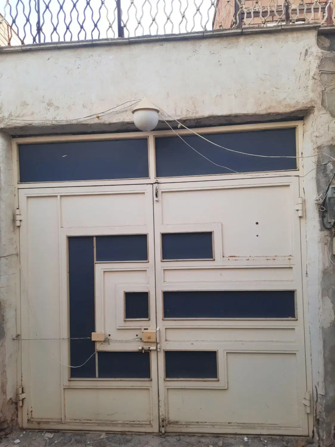 درب فروشی|مصالح و تجهیزات ساختمان|خوی, |دیوار