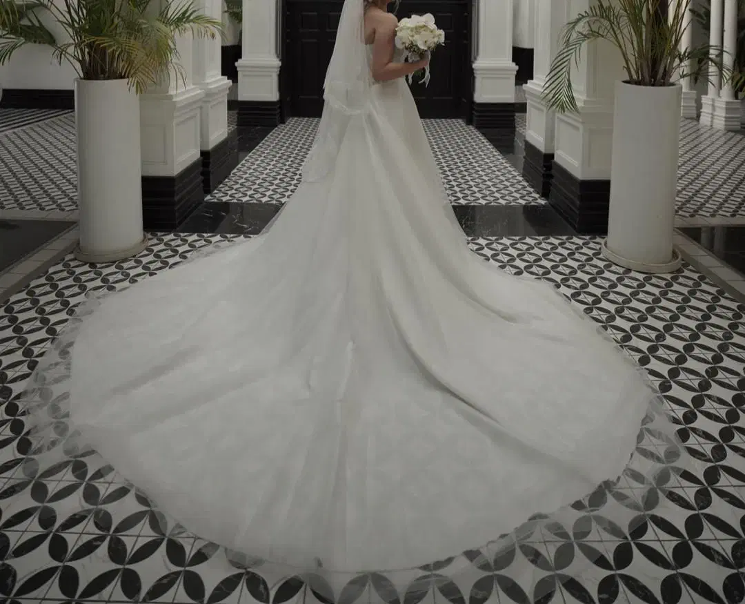 لباس عروس مزون دوز|لباس|اصفهان, باغ زیار|دیوار