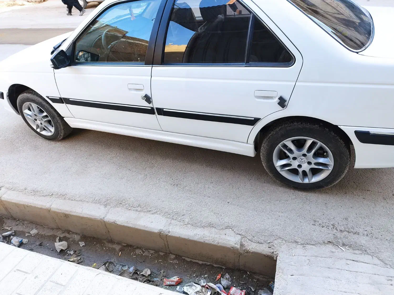 پژو پارس سفارشی چهار چرخ دیسک دریچه سیمی|خودرو سواری و وانت|خرم‌آباد, |دیوار