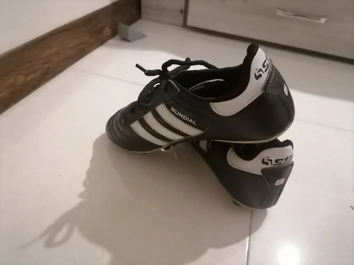 استوک چمن سایز 42|کیف، کفش، کمربند|تهران, صاحب الزمان|دیوار