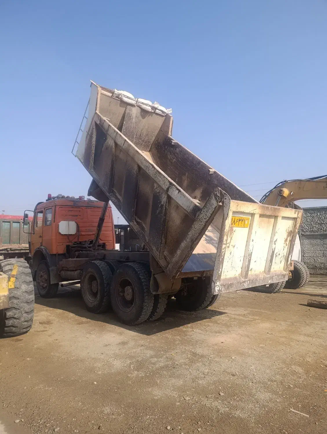 فروشی|خودرو سنگین|میاندوآب, |دیوار