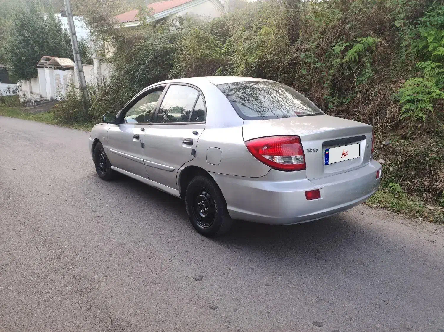 ریو ۸۸ سالم زیر قیمت|خودرو سواری و وانت|رشت, لاکان|دیوار