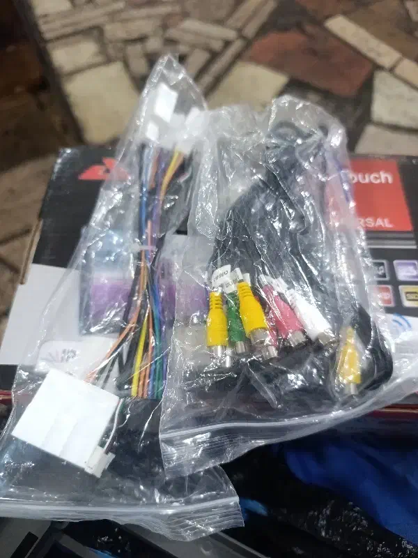 مانیتور فابریک  هایس تویوتا  سقف بلند و کوتاه|قطعات یدکی و لوازم جانبی|کیش, |دیوار