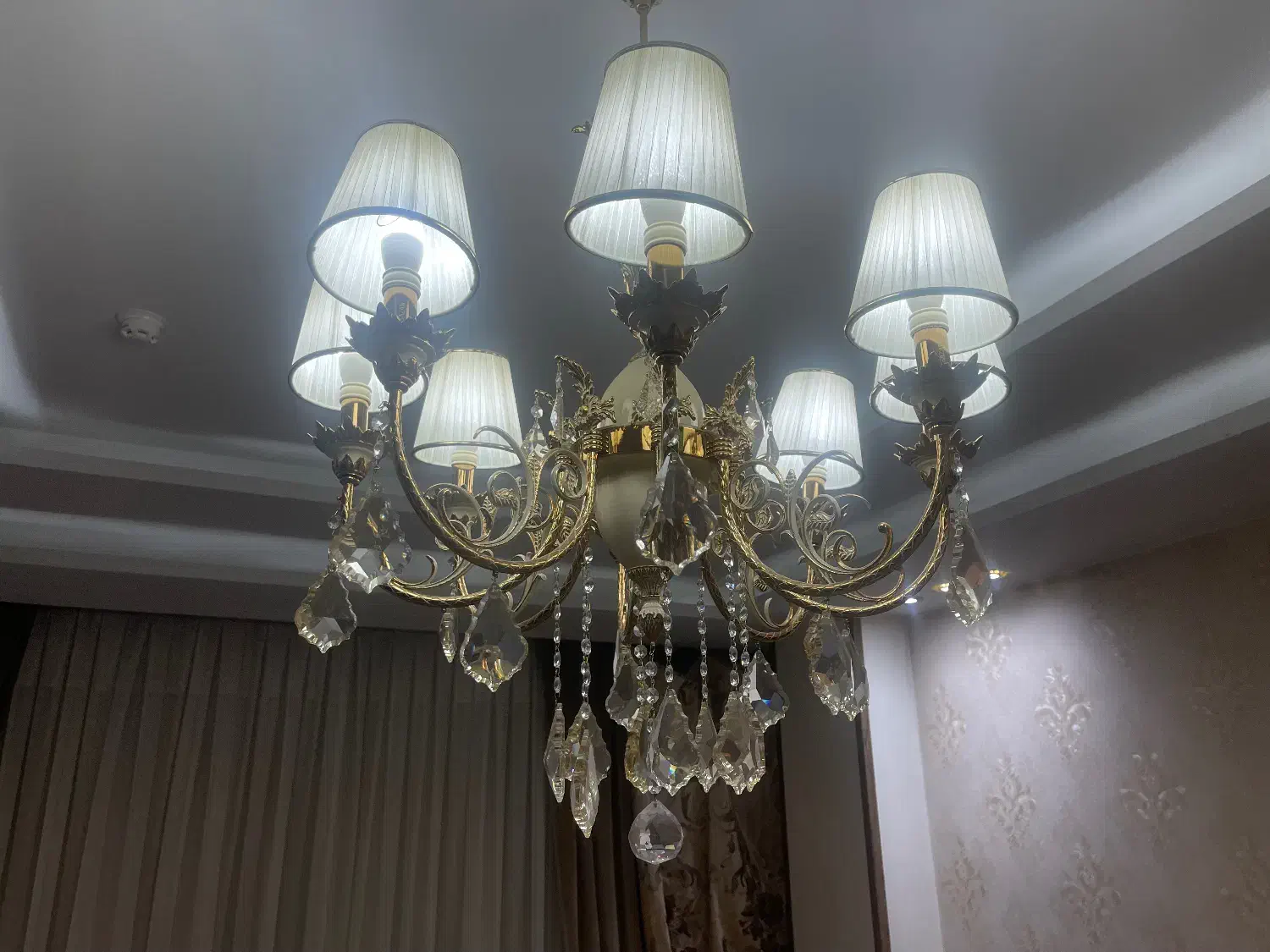 لوستر برنجی|لوستر و چراغ آویز|تهران, فاطمی|دیوار