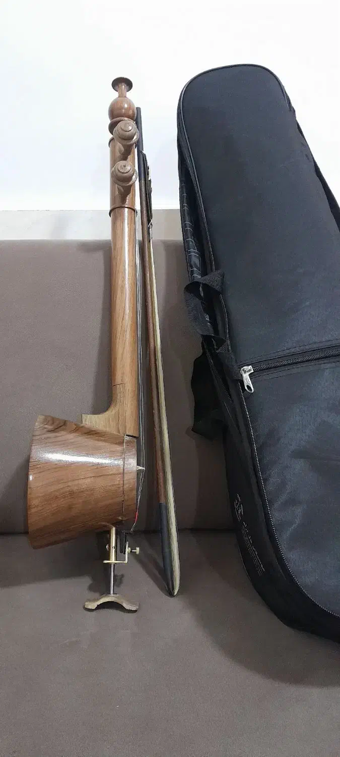 کمانچه|سازهای سنتی|خرمآباد, |دیوار