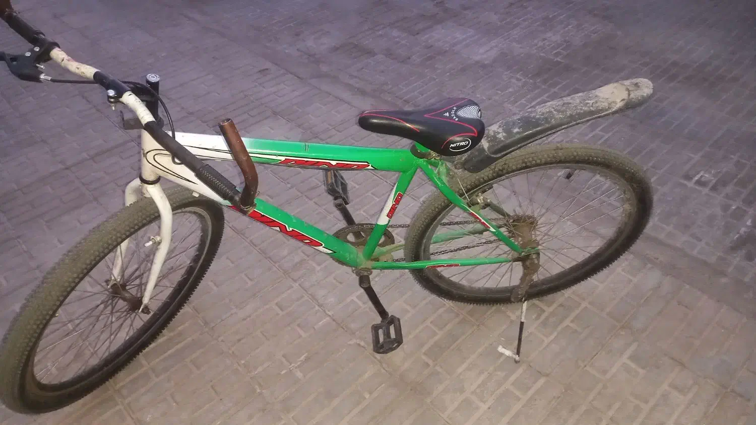 دوچرخه ۲۶|دوچرخه، اسکیت، اسکوتر|بم, |دیوار