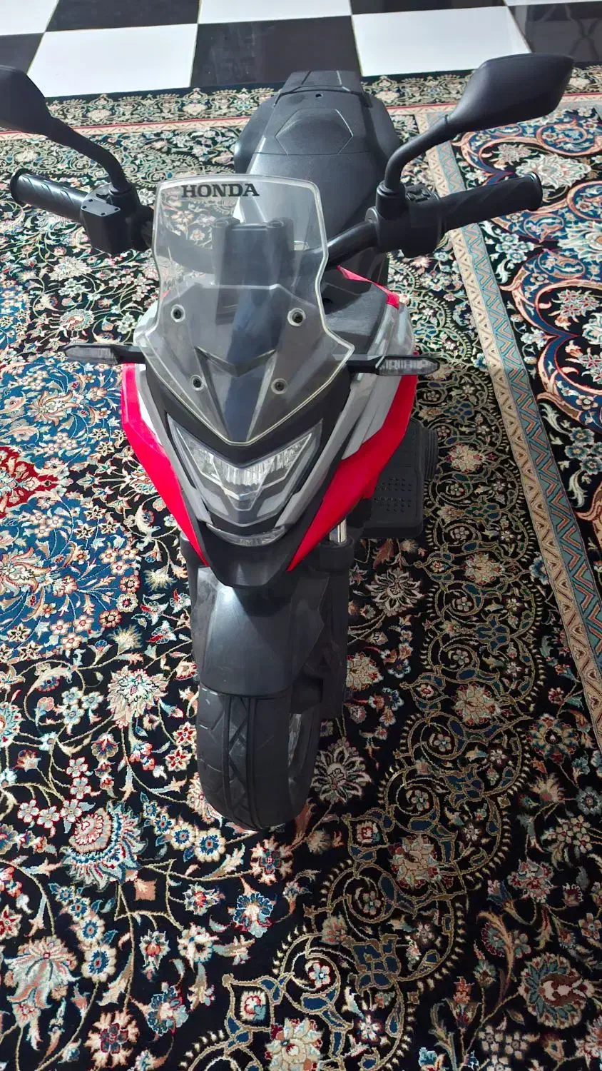 موتور شارژی دو موتوره در حد نو|اسباب‌بازی بچه|بندر کنگان, |دیوار