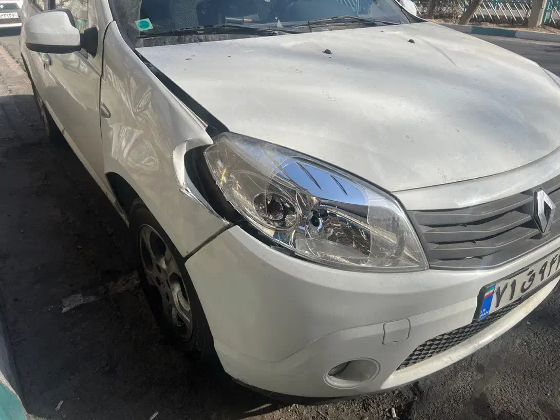 چراغ جلو ساندرو|قطعات یدکی و لوازم جانبی|تهران, سازمان آب|دیوار