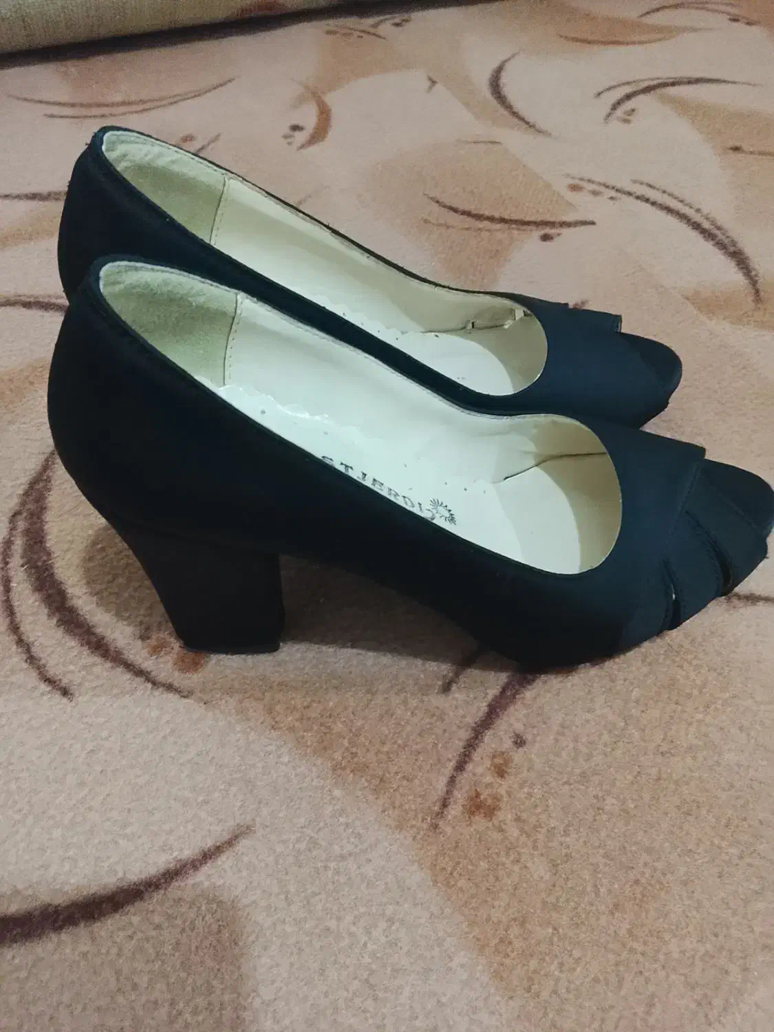 کفش پاشنه بلند زنانه|کیف، کفش، کمربند|تهران, شهید رجایی|دیوار