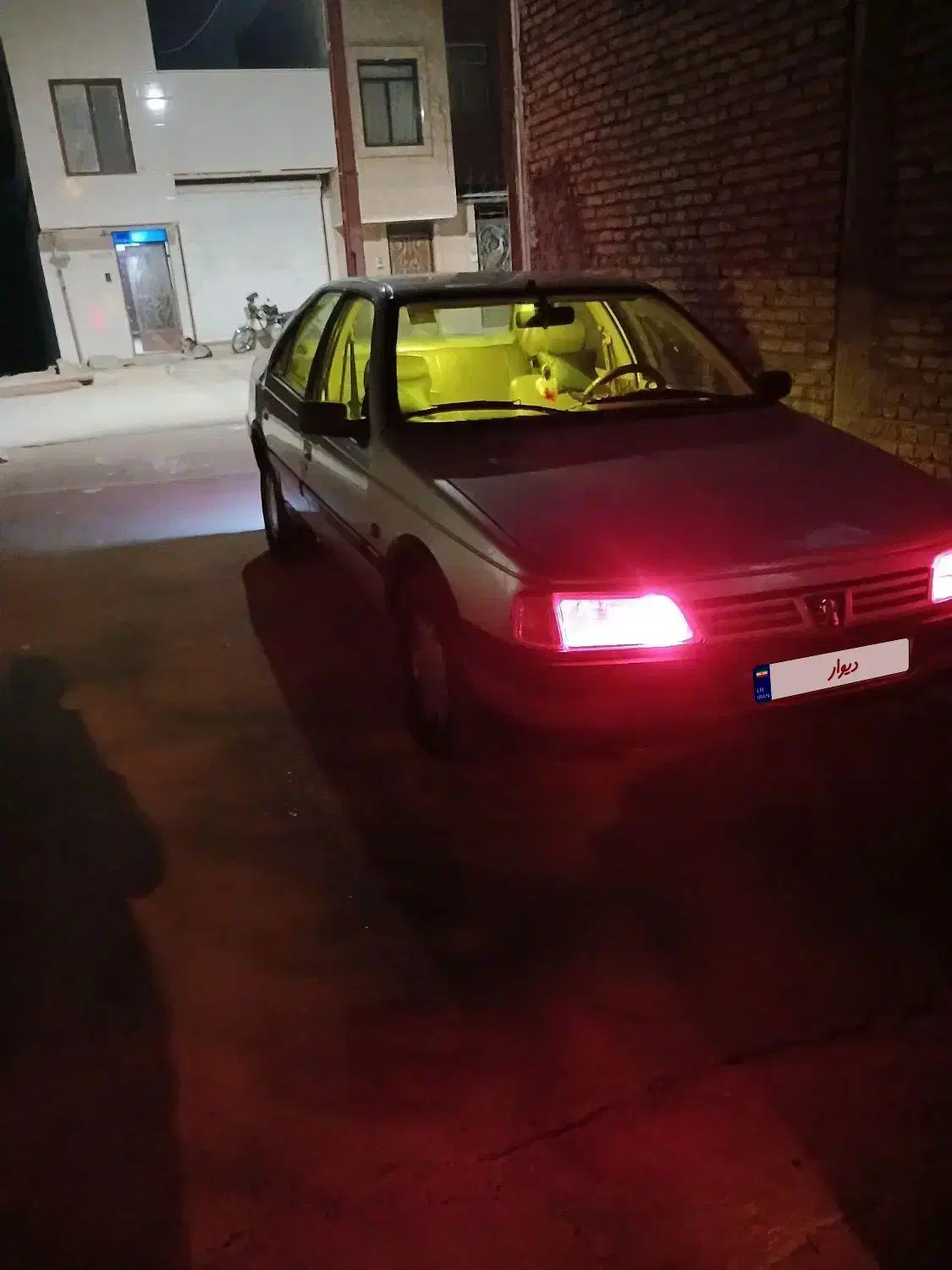 پژو ۴۰۵ بی رنگ|خودرو سواری و وانت|قرچک, میرزائی شمالی|دیوار