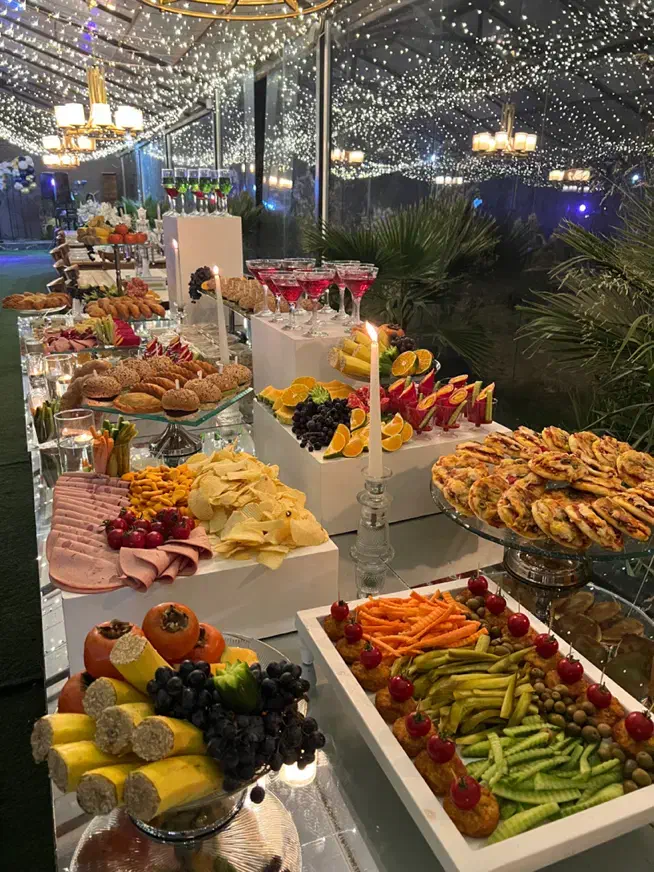 فینگرفود اجاره باغ|خدمات پذیرایی، مراسم|مشهد, سرافرازان|دیوار