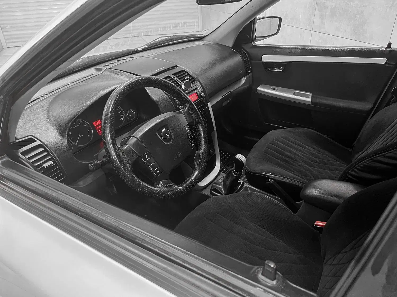 سورن EF7 مدل ۹۸|خودرو سواری و وانت|شیراز, ریشمک|دیوار