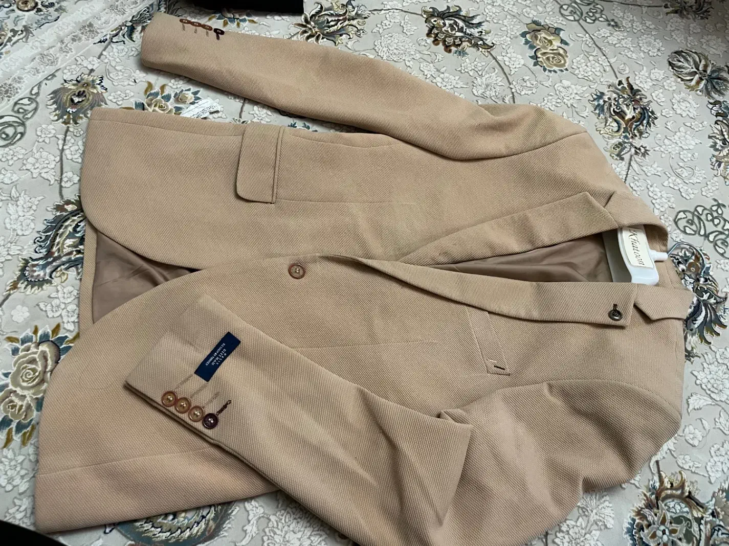 تک کت مجلسی|لباس|زنجان, |دیوار