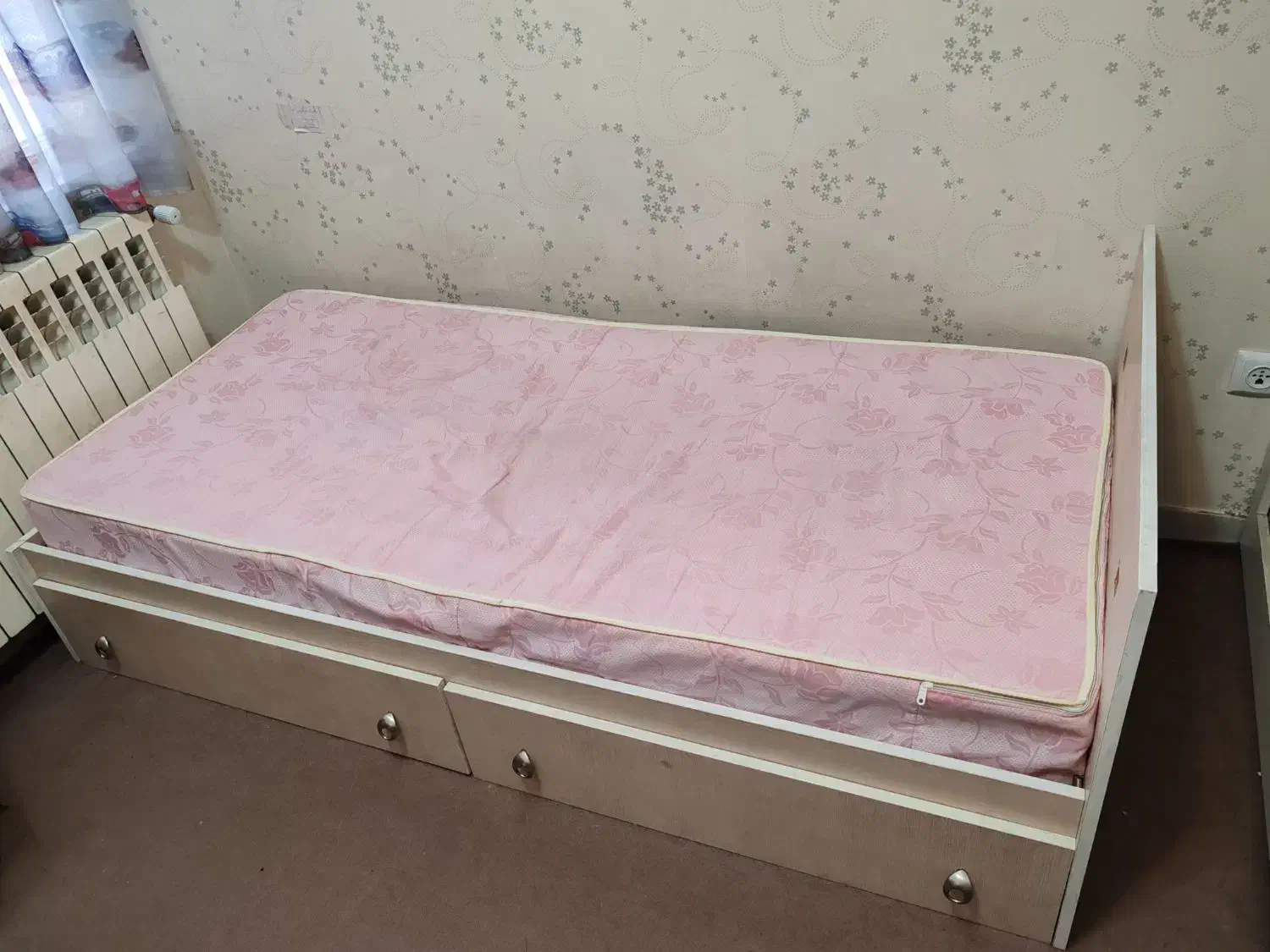 تخت و کمد نوجوان|تخت و سرویس خواب|تهران, سید خندان (جلفا)|دیوار