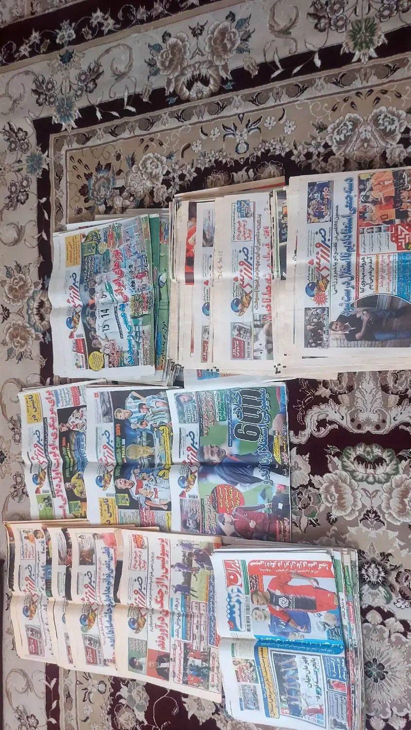 آرشیو  روزنامه ها ی جام  جهانی و جام ملتهای اروپا|مجلات|اصفهان, لیمجیر|دیوار