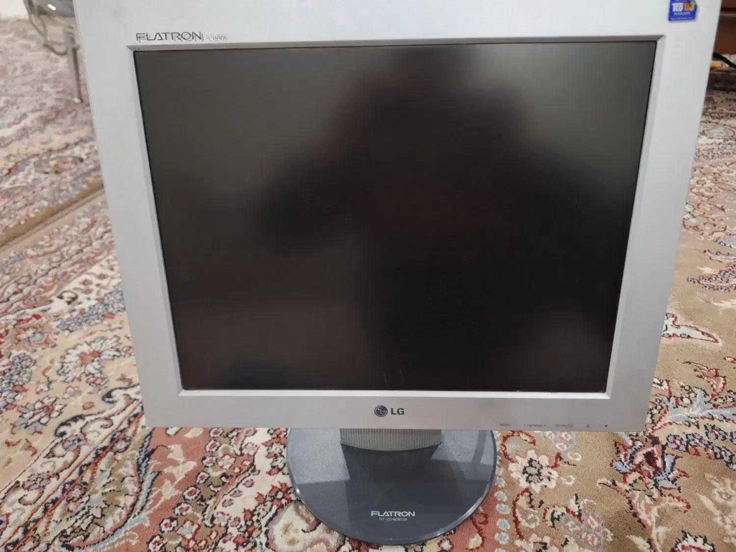 مانیتور ۱۵ اینچ الجی|قطعات و لوازم جانبی رایانه|مشهد, گاز|دیوار