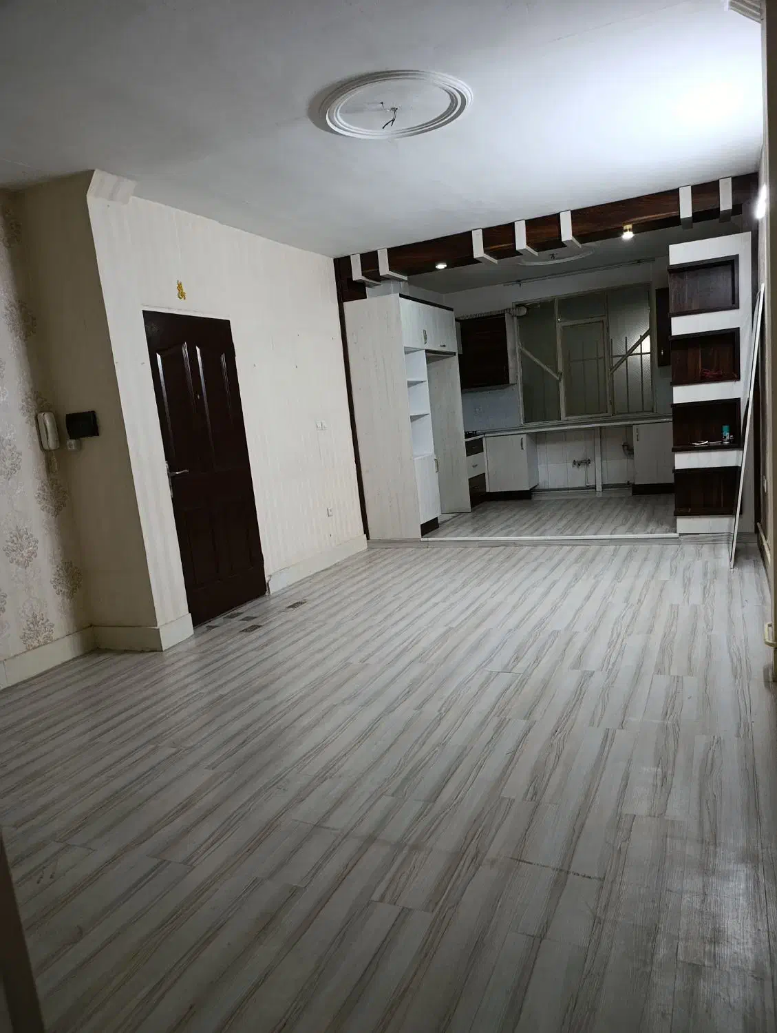 75متر/پشت شهرداری/رزها|اجارهٔ آپارتمان|پاکدشت, پاکدشت (مامازند)|دیوار