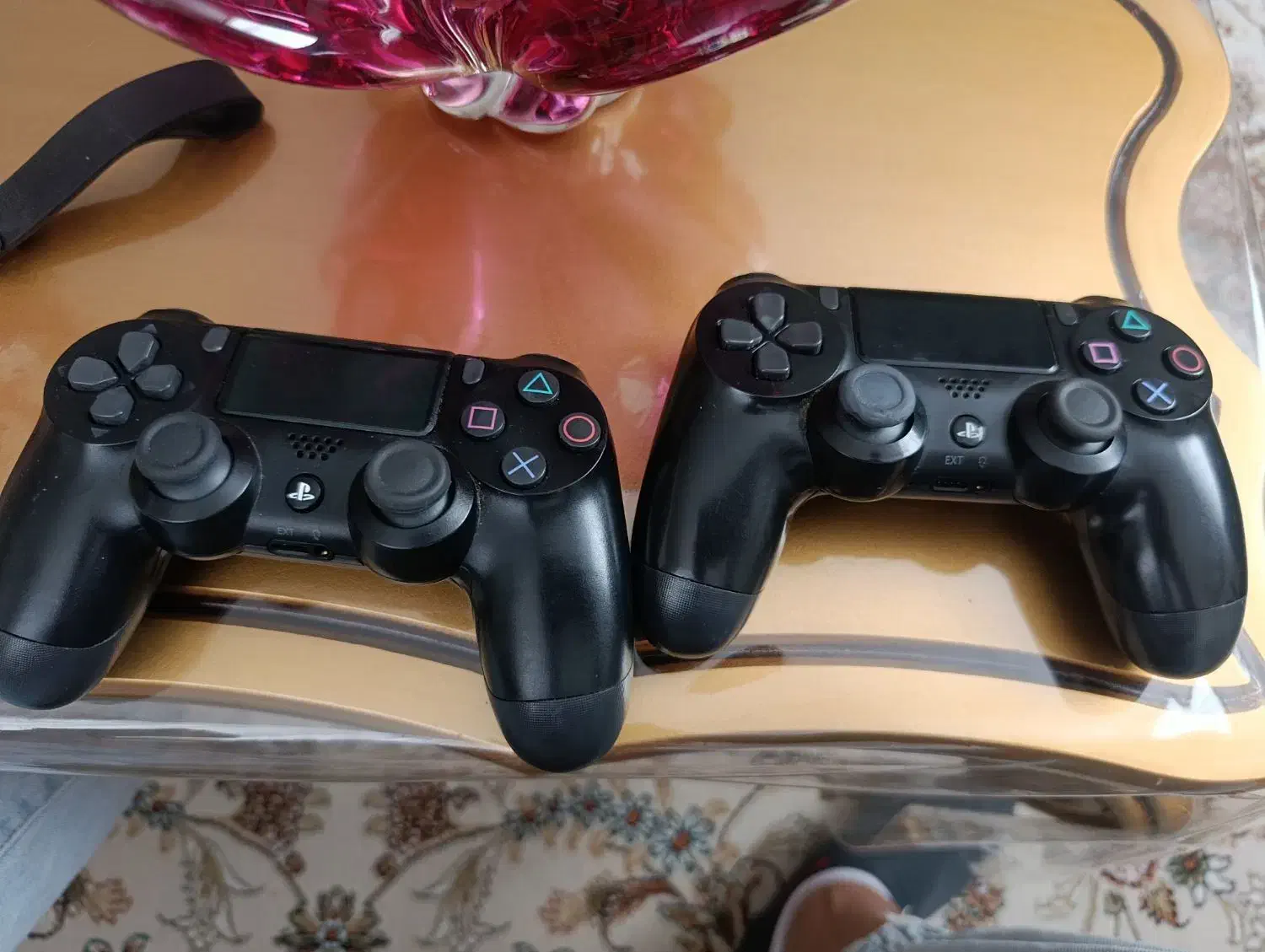 دسته در حد نو برای ps4|کنسول، بازی ویدئویی و آنلاین|میانه, |دیوار