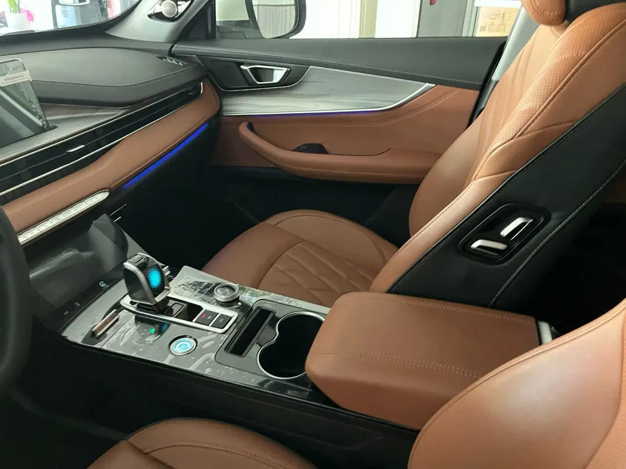 تیگو 8 پرو e پلاس پلاگین هیبرید|خودرو سواری و وانت|کرمانشاه, |دیوار