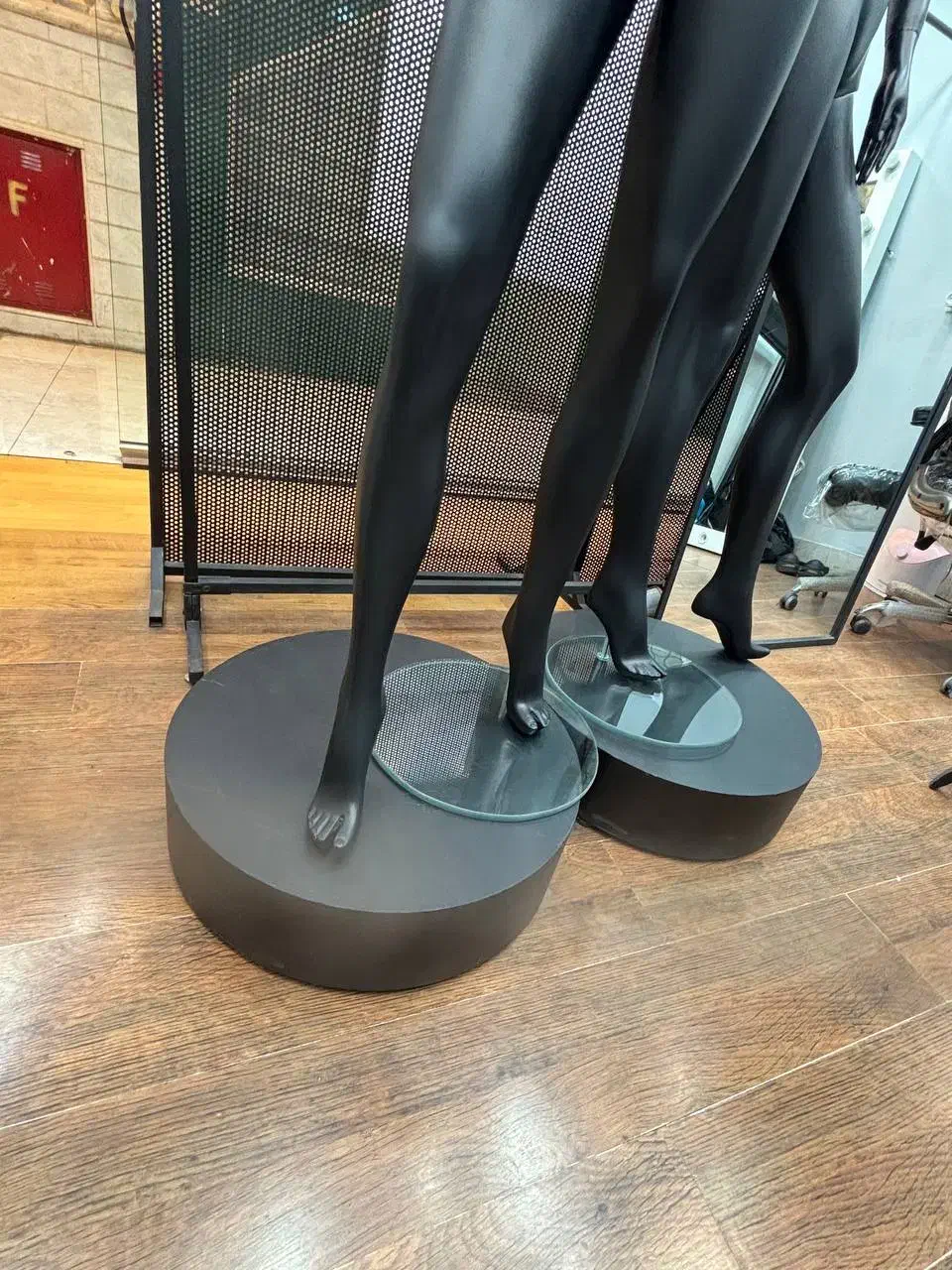 فروش مانکن ترک|فروشگاه و مغازه|کاشان, دانش|دیوار