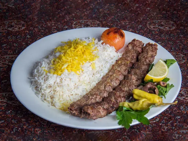 استخدام نیروی کار درهتل ،رستوران باجای خواب وخوراک|استخدام خدمات فروشگاه و رستوران|تهران, فردوس|دیوار