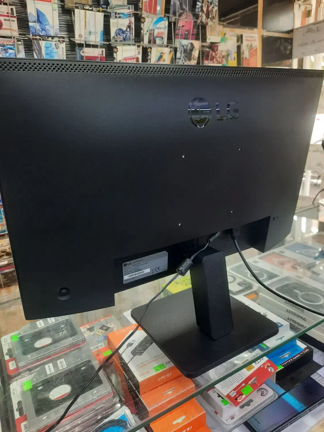 مانیتور LG IPS FULL HD 100HZ نیروی هوایی|قطعات و لوازم جانبی رایانه|تهران, امامت|دیوار